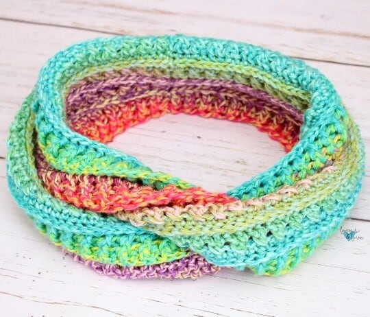 Infinity scarf in bright colours