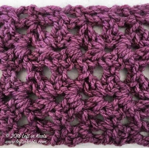 close up of the Iris stitch in a crochet infinity scarf