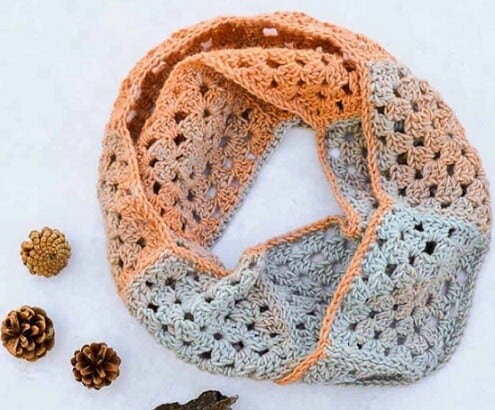 Infinity scarf constructed by joining granny squares