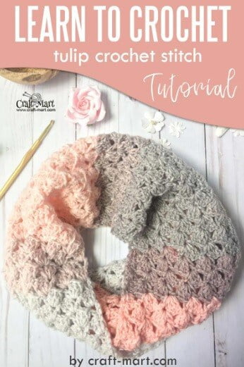 Infinity scarf in pink and grey crocheted in the Tulip stitch