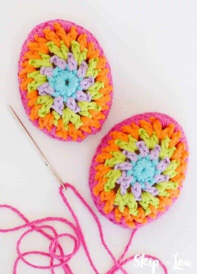 2 Easter eggs crocheted in the granny square technique
