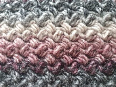 close up of the mini bean crochet stitch (also known as the Elizabeth stitch)